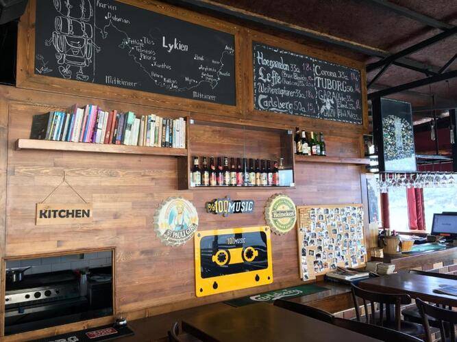 El Camino Hostel & Pub
