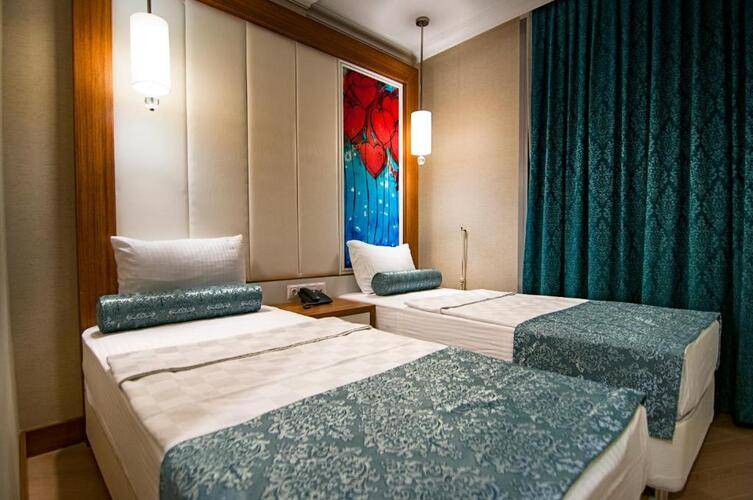 Exelans Hotel