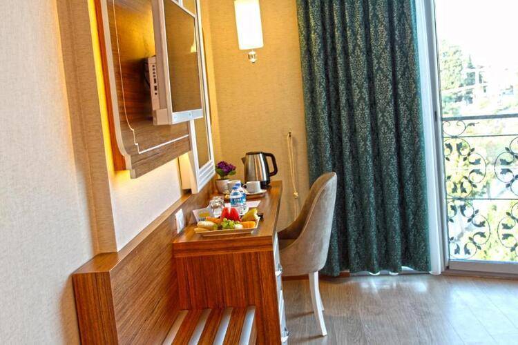Exelans Hotel