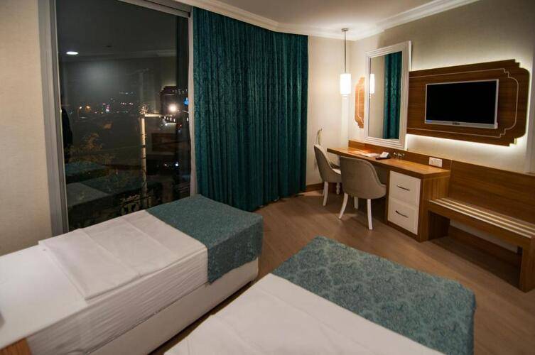 Exelans Hotel