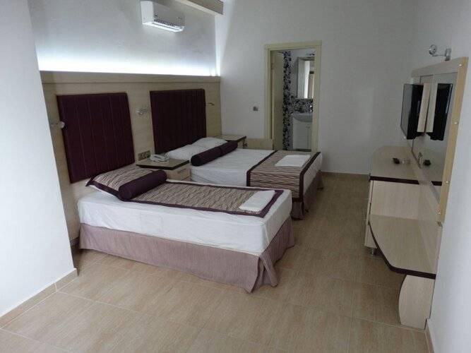 Bronze Hotel