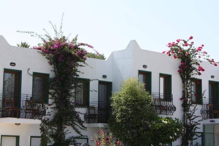 Bronze Hotel