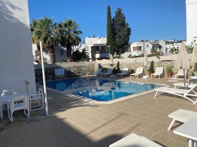 Canna Garden Hotel (Adults Only 13+)