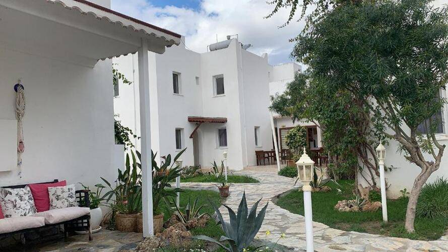 Canna Garden Hotel (Adults Only 13+)