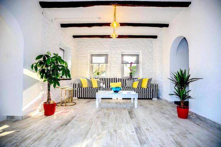The Flag Suites