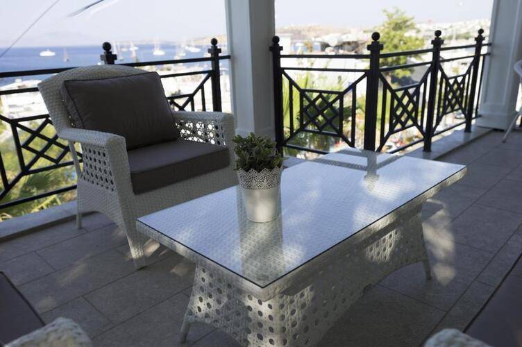 Ena Boutique Hotel