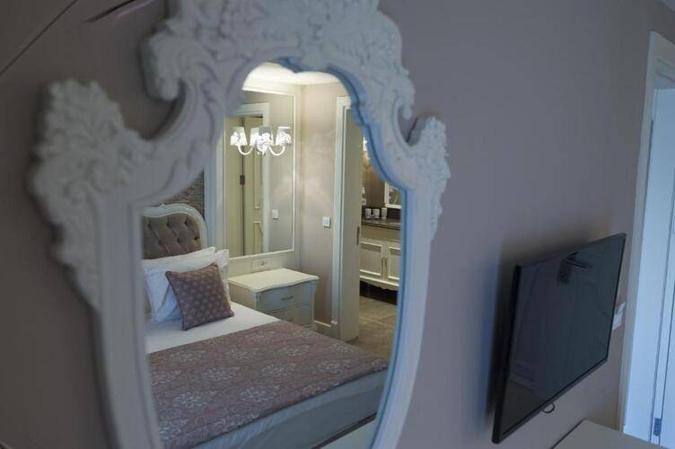 Ena Boutique Hotel