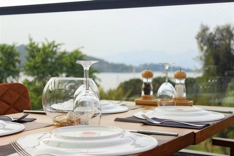 Reis Royal Otel