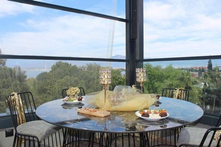 Reis Royal Otel