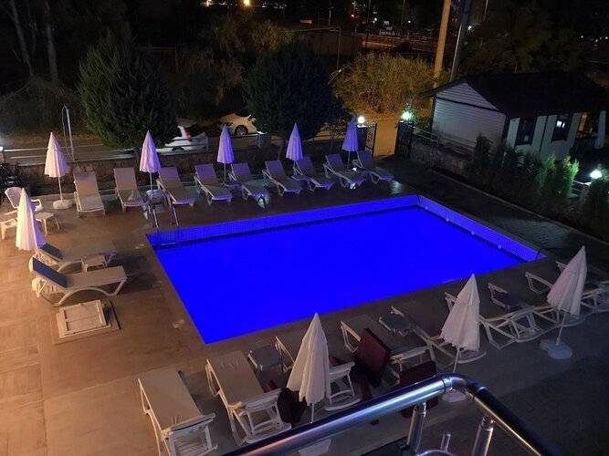 Sardunya Hotel