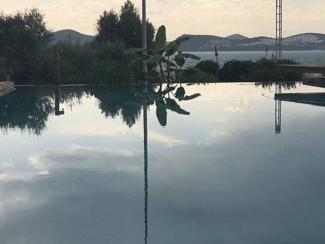 Egesu Marina Guest House