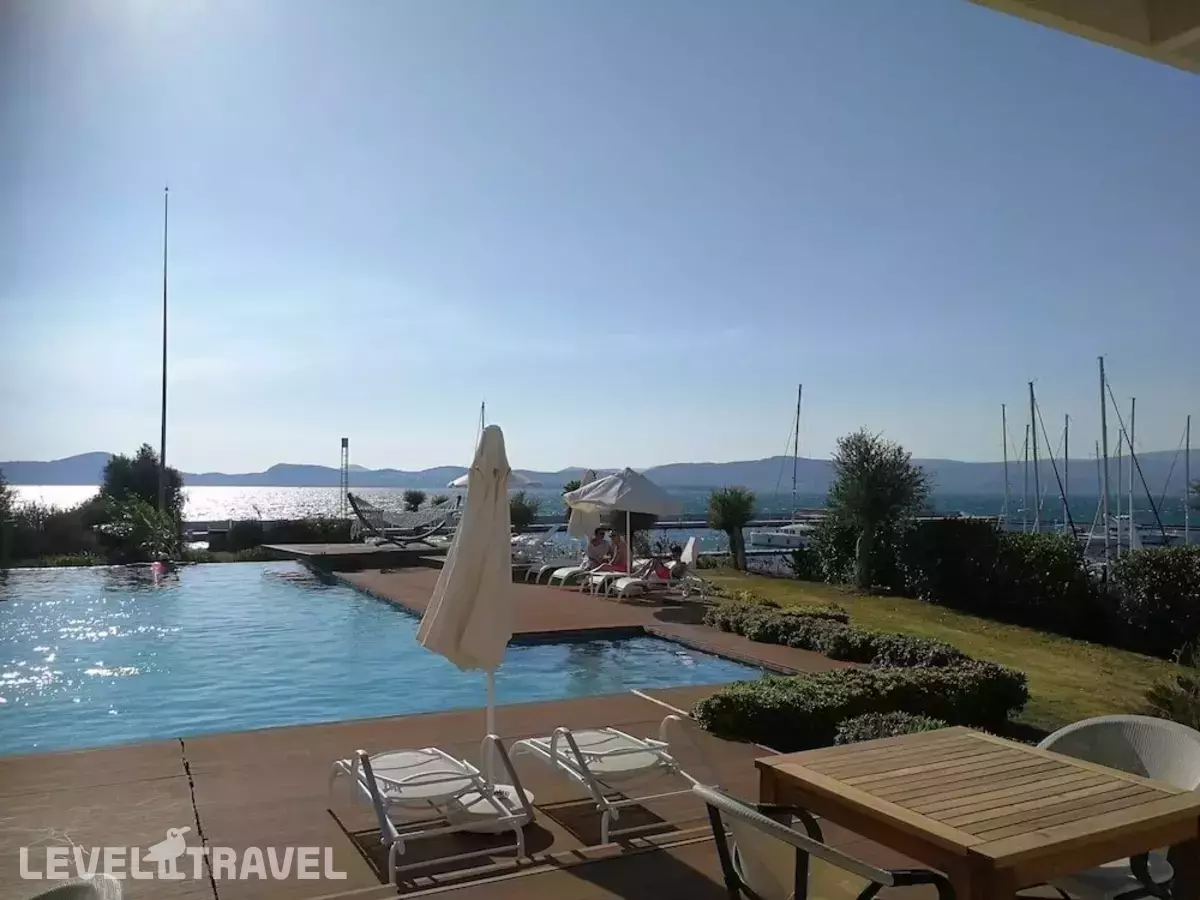 Egesu Marina Guest House