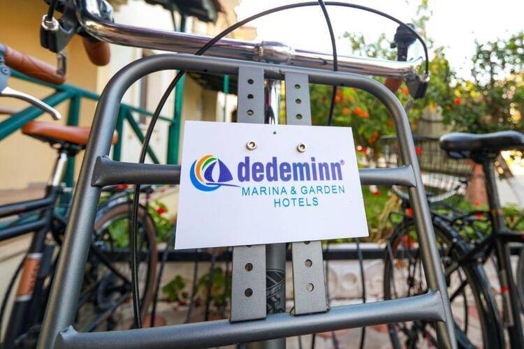 Dedeminn Marina Hotel