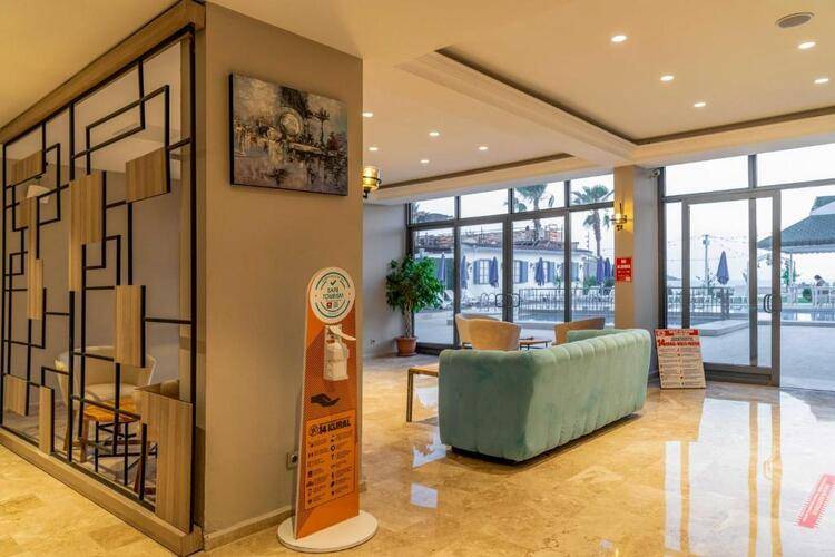 Uras Beach Hotel