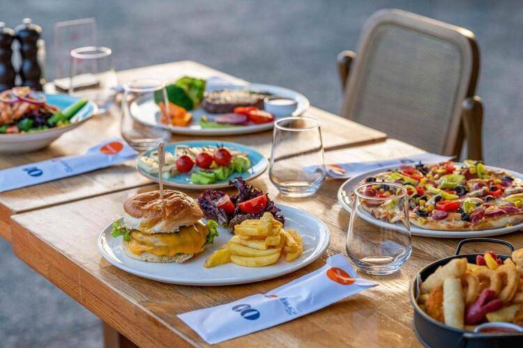 Uras Beach Hotel