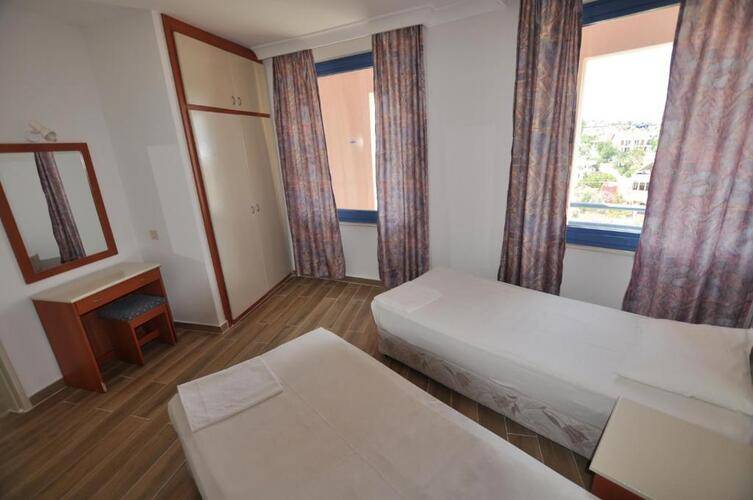 Happy Apart Hotel