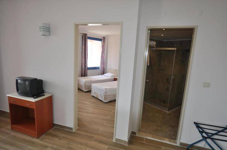 Happy Apart Hotel