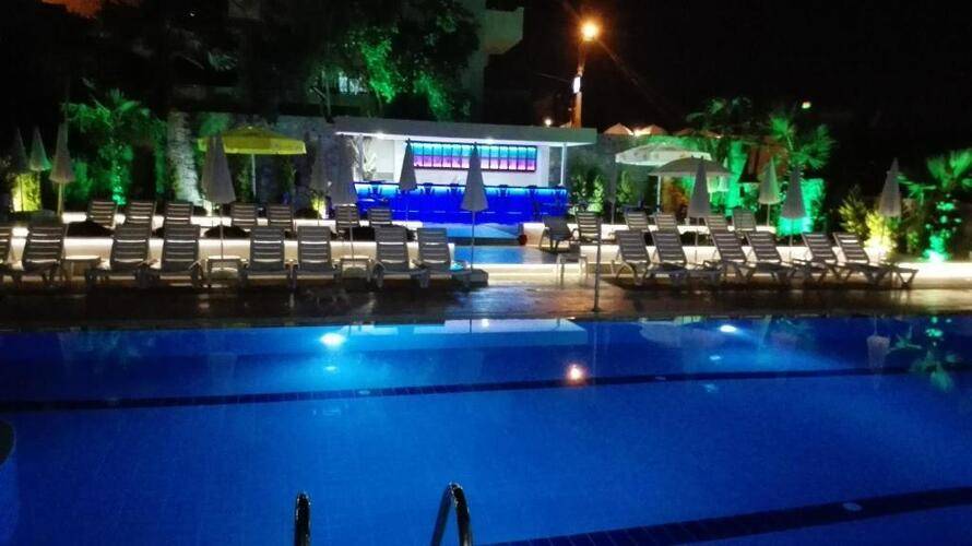 Happy Apart Hotel