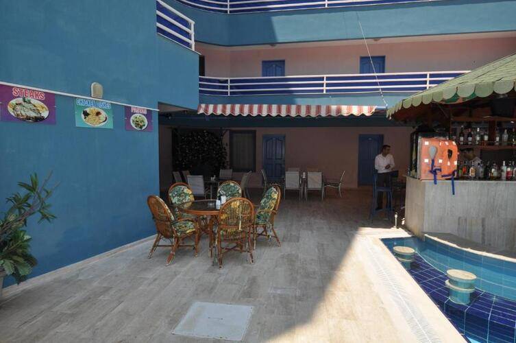 Happy Apart Hotel
