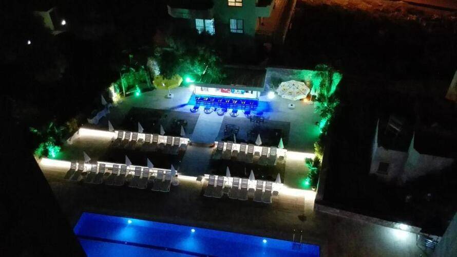 Happy Apart Hotel