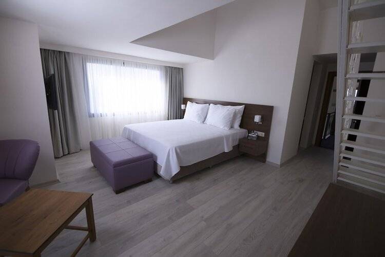 Neopol Hotel Deluxe
