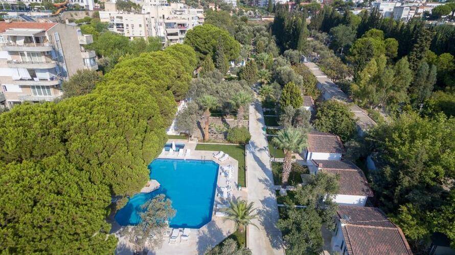 Risus Garden Marina Hotel