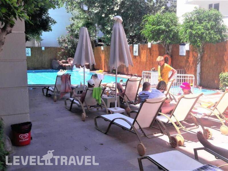 Фотография Two Seas Hotel