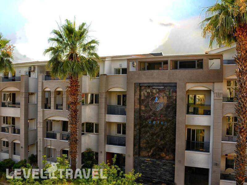 Фотография Two Seas Hotel
