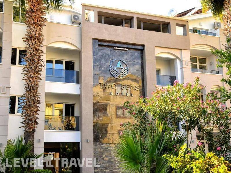 Фотография Two Seas Hotel