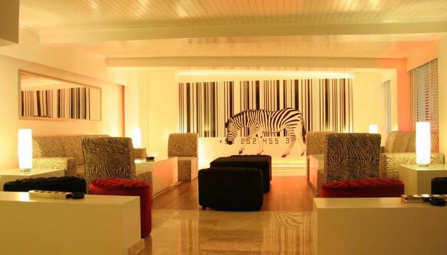 Uysal Motel Beach