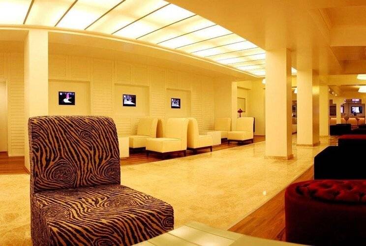Uysal Motel Beach