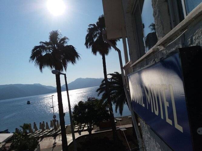 Uysal Motel Beach