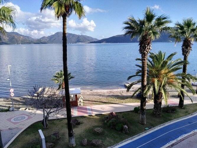 Uysal Motel Beach