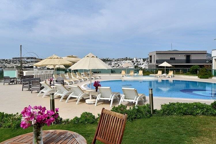 Royal Palm Residence