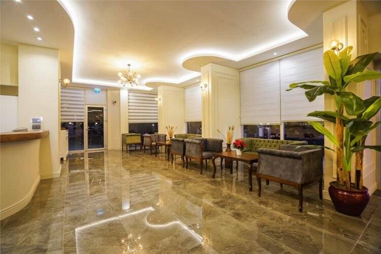 Aurasia City Hotel