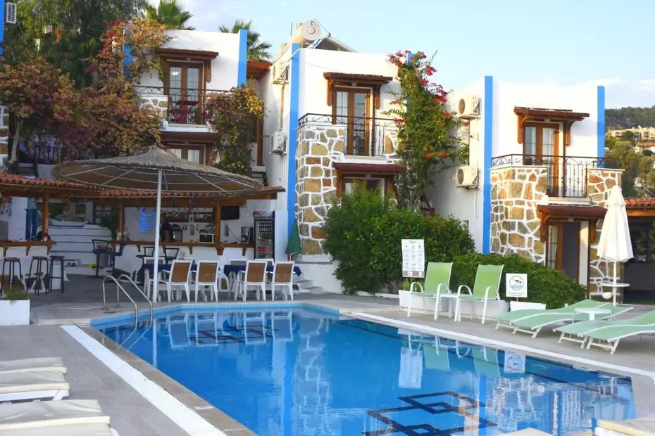 Dasis Hotel & Suites