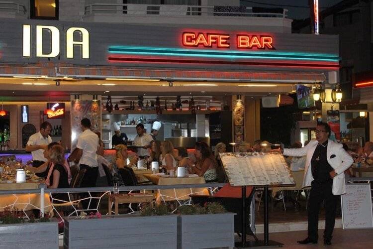 Ida Hotel