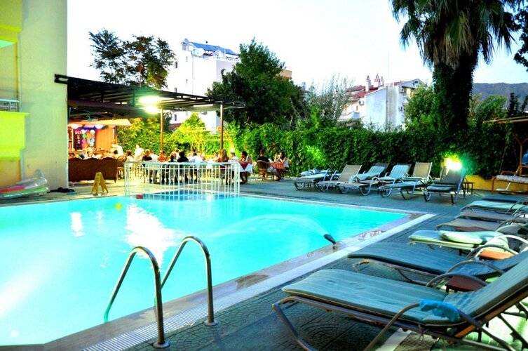 Marsyas Hotel