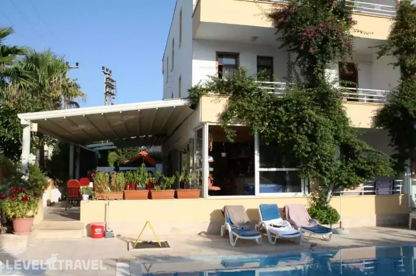 Ekin Hotel