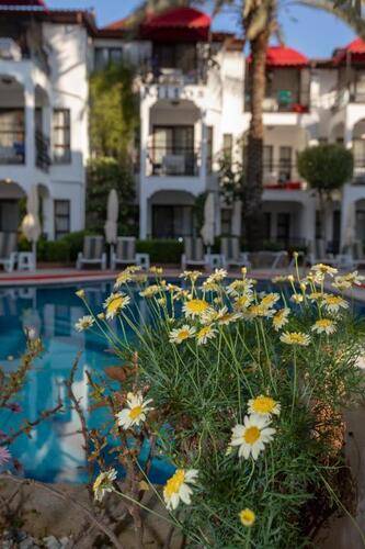 Mitos Apartments