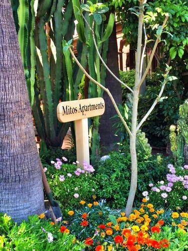 Mitos Apartments