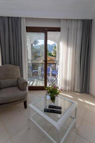 Mitos Apartments