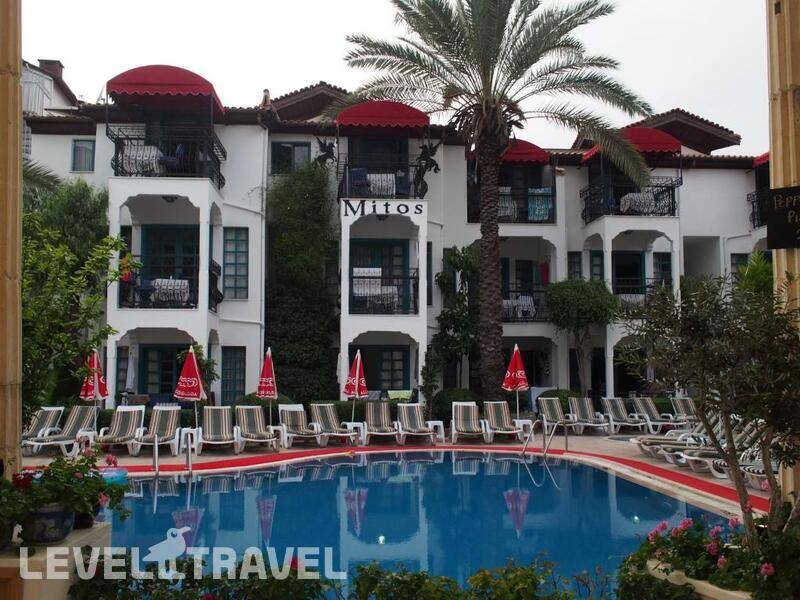 Фотография Mitos Apartments