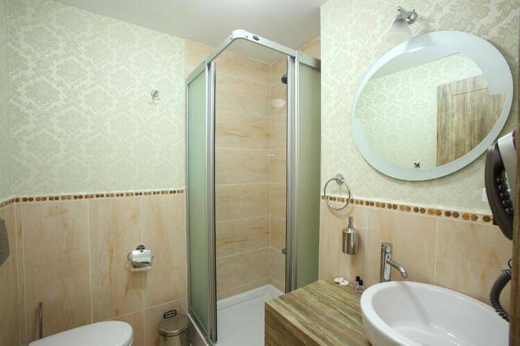 Delfi Hotel & Spa