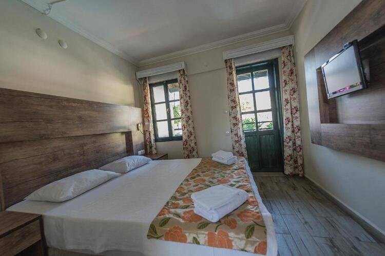Delfi Hotel & Spa