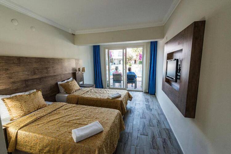 Delfi Hotel & Spa