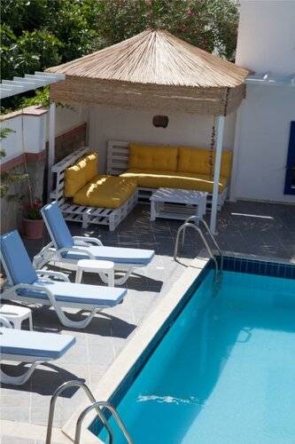 Oya Boutique Hotel & Suites