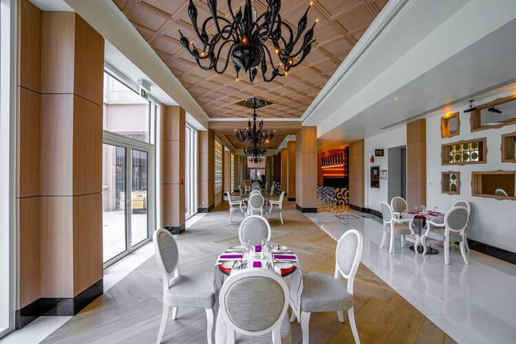 Rixos Marina Abu Dhabi