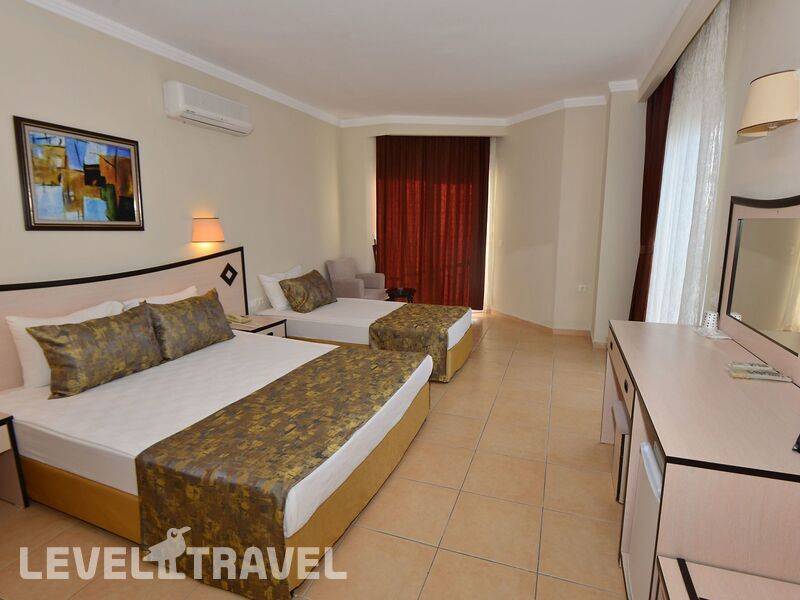 Фотография Q Ella Beach Side (Ex.Shima Beach Hotel Ex.Orange Paradise)