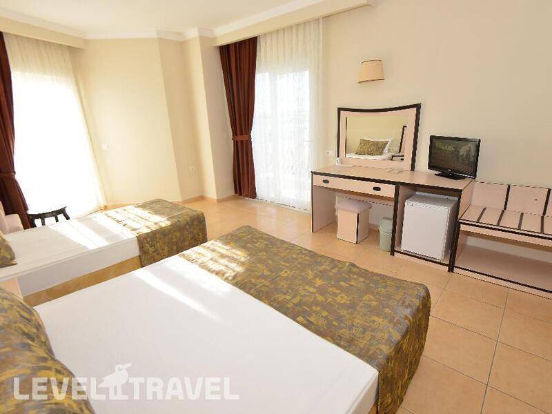Фотография Q Ella Beach Side (Ex.Shima Beach Hotel Ex.Orange Paradise)